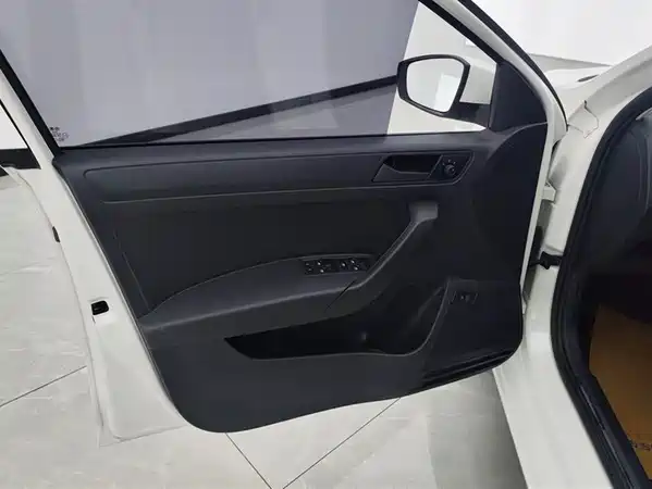 Volkswagen Santana 2021