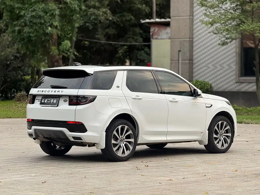 Land Rover Discovery Sport 2021 — фото 8