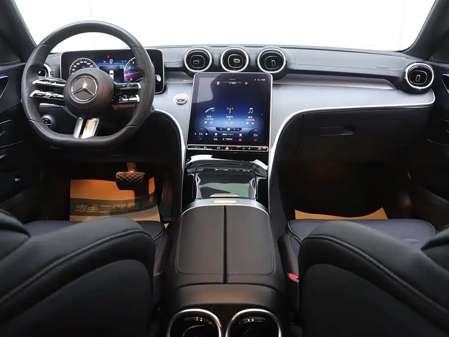 Mercedes-Benz C-Class 2023 — фото 26