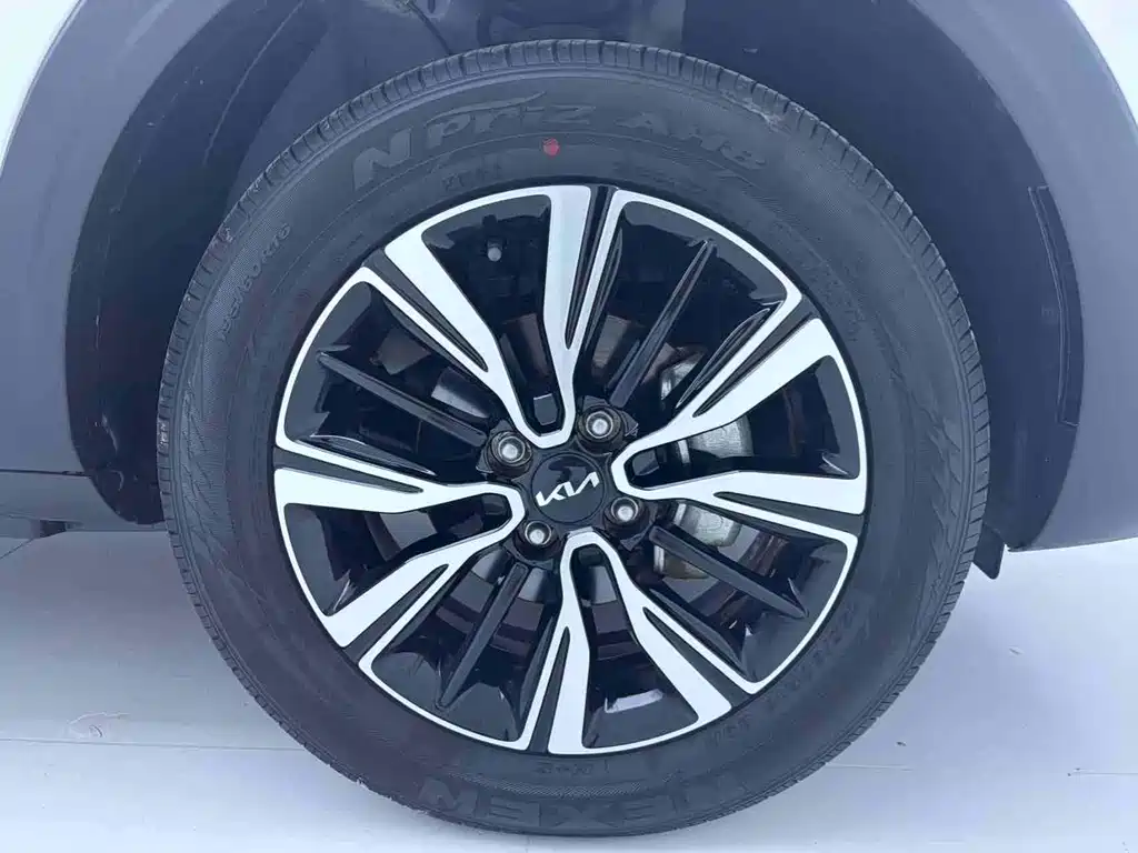 Kia KX1 2022 — фото 15