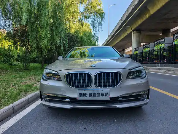 BMW 7 Series 2012