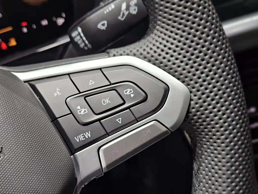 Volkswagen Passat — фото 10