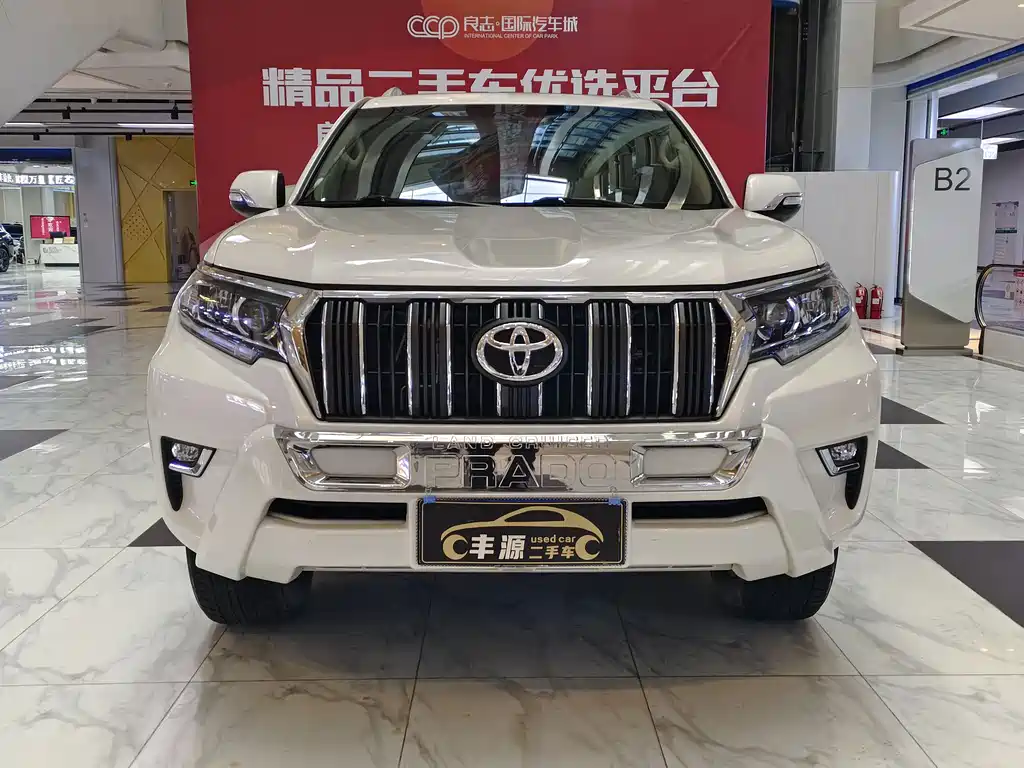 Toyota Prado 2018 — фото 2