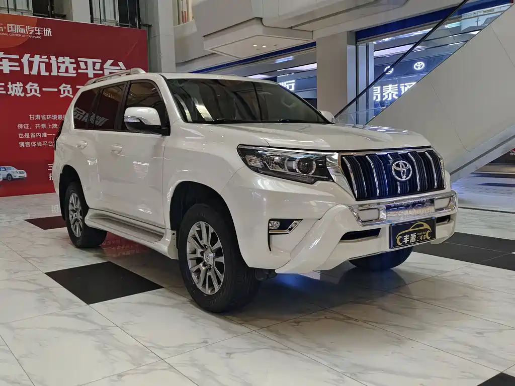 Toyota Prado 2018 — фото 3