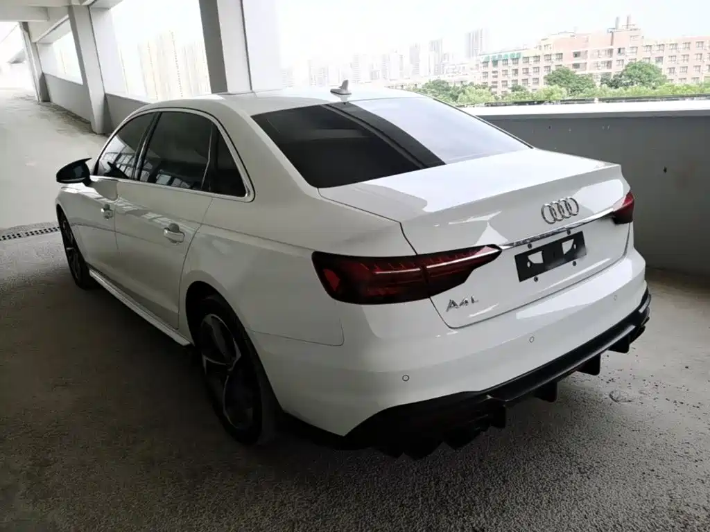 Audi A4L 2022