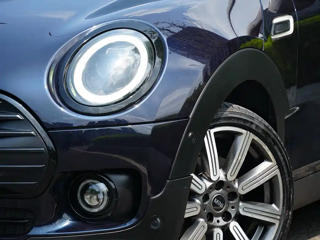 MINI Clubman 2021