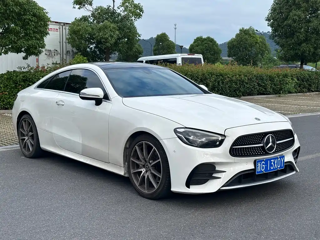 Mercedes-Benz E-Class 2021 — фото 3