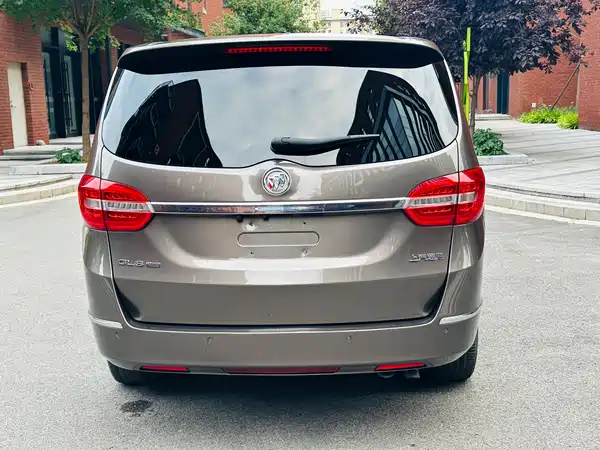 Buick GL8 2018