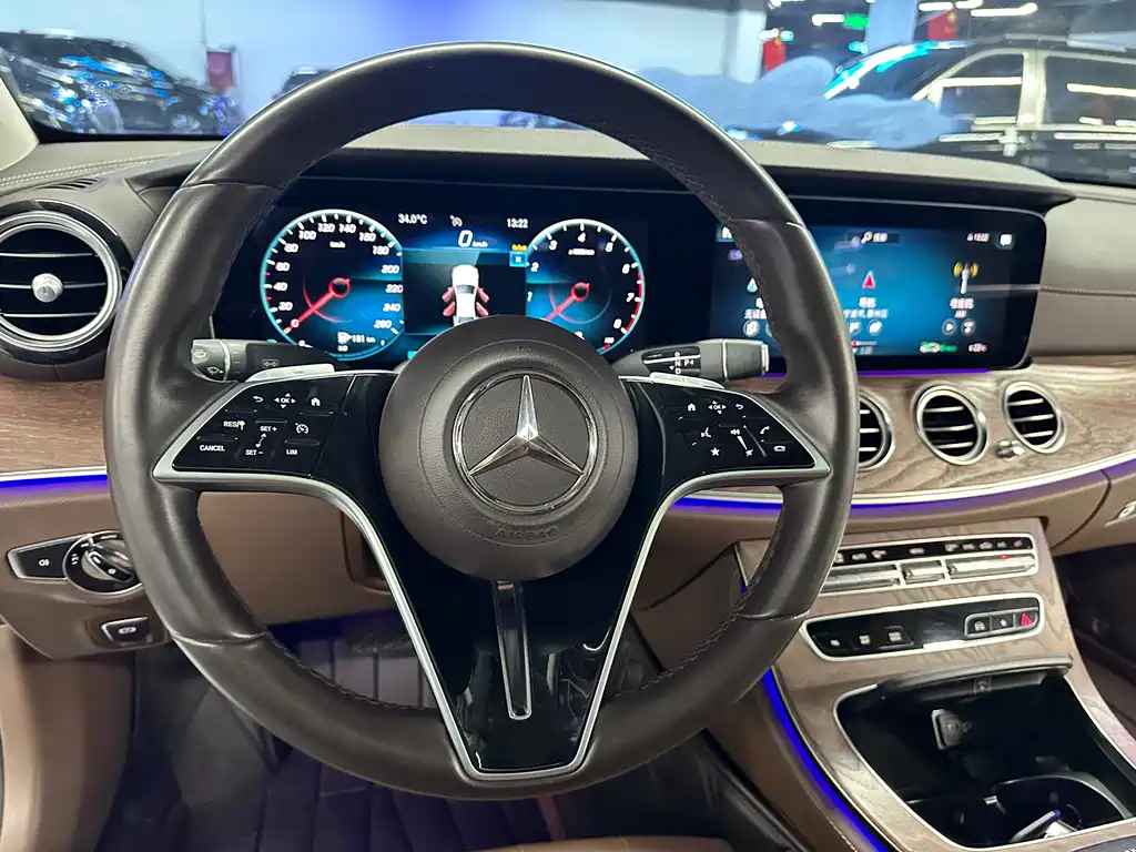 Mercedes-Benz E-Class 2021 — фото 5