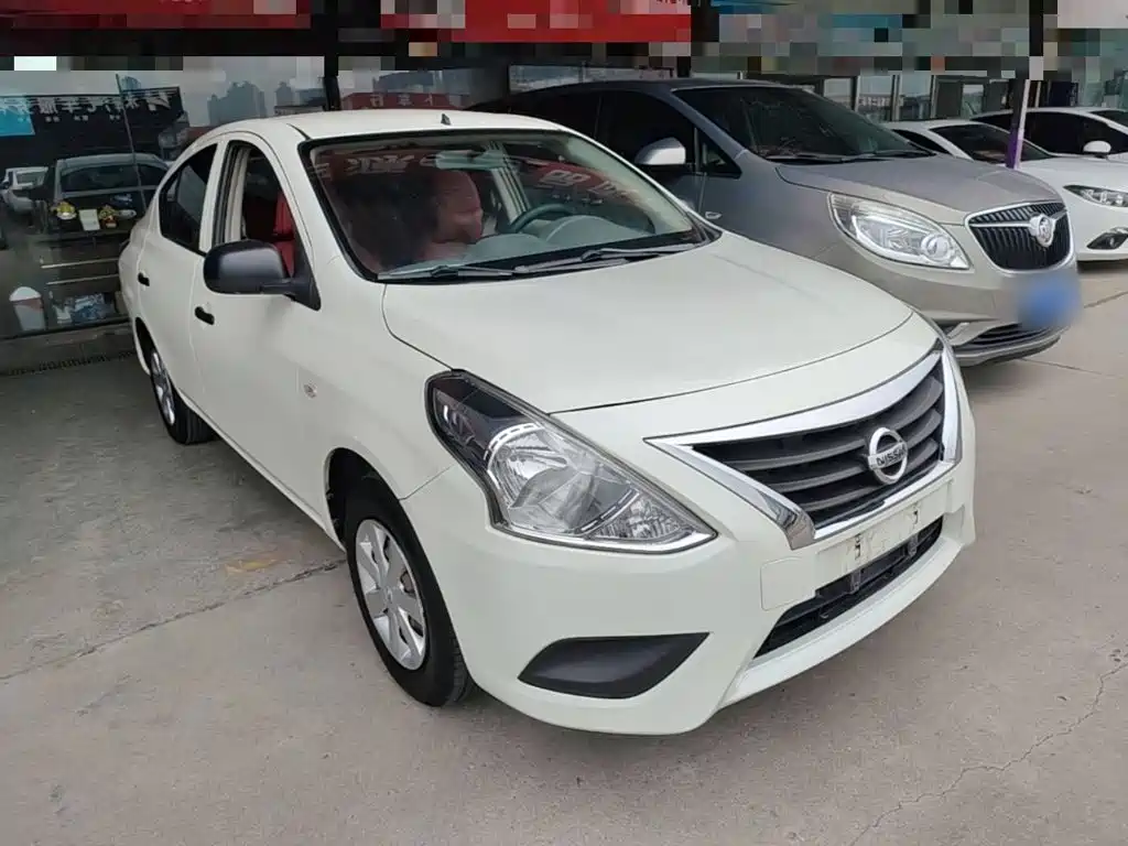 Nissan Sunny 2016 — фото 4