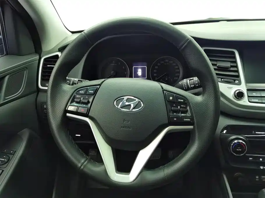 Hyundai Tucson 2016 — фото 15
