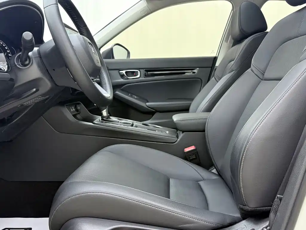 Honda Civic 2022 — фото 12