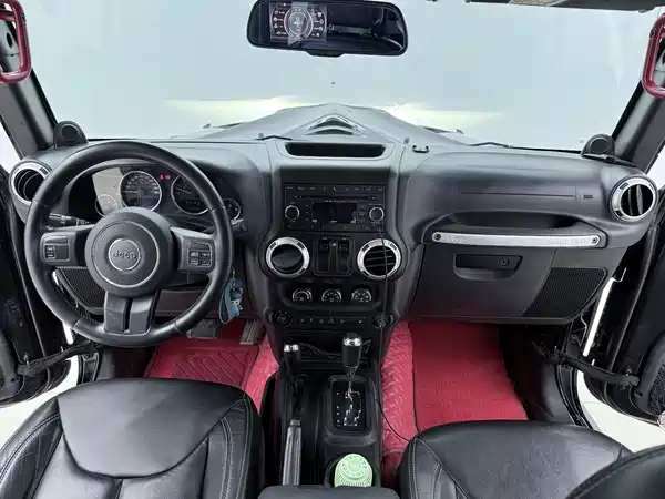 Jeep Wrangler 2014