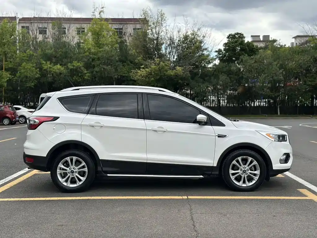Ford Kuga 2018 — фото 7