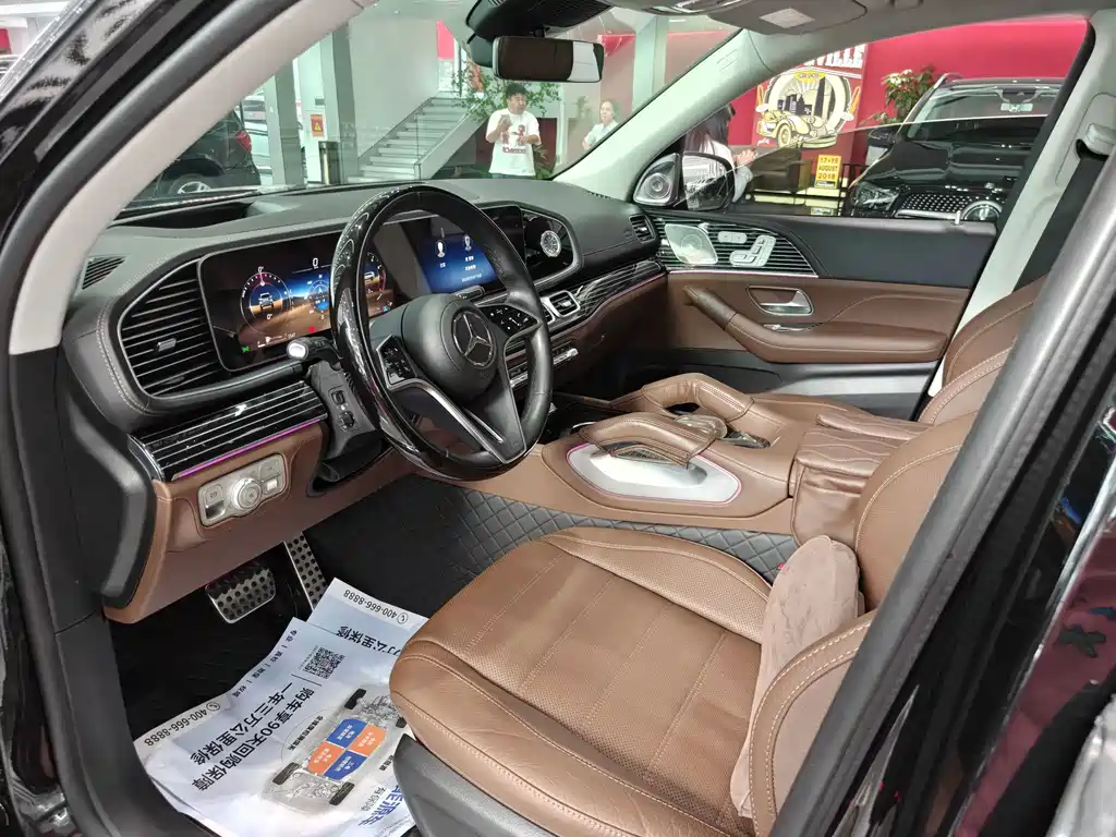 Mercedes-Benz GLS 2025 — фото 10