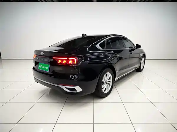 Ford Mondeo 2023