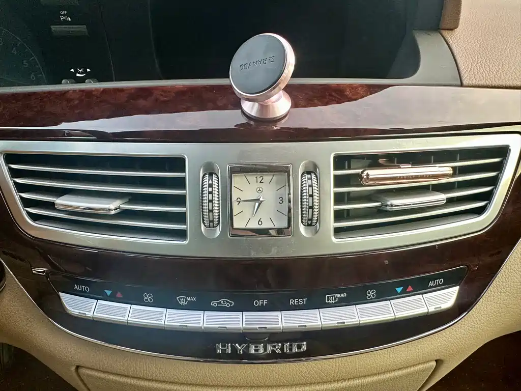 Mercedes-Benz S-Class 2010 — фото 16