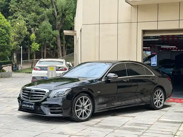 Mercedes-Benz S-Class 2020