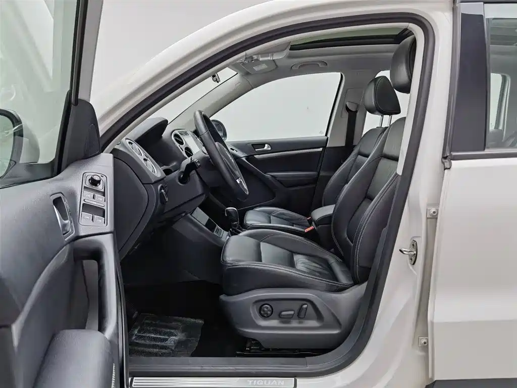 Volkswagen Tiguan 2018 — фото 10