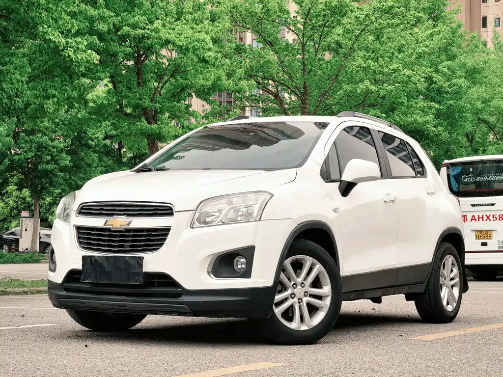 Chevrolet Trax 2016 — фото 1