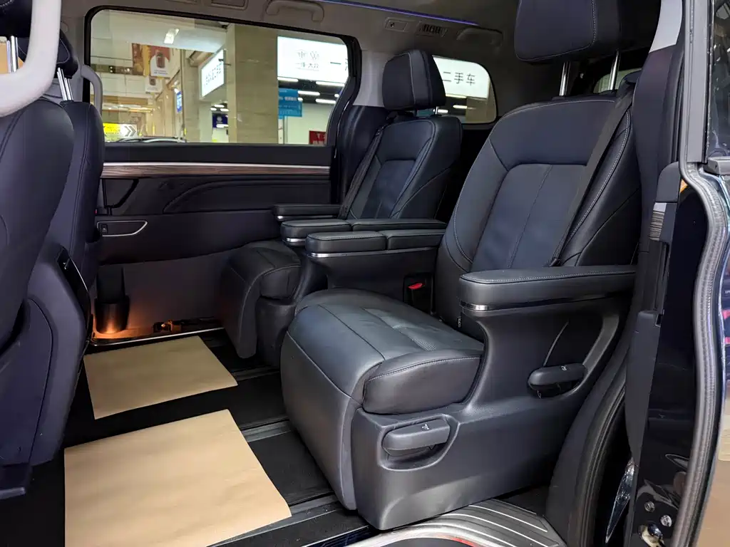 GAC Trumpchi M8 2021 — фото 10