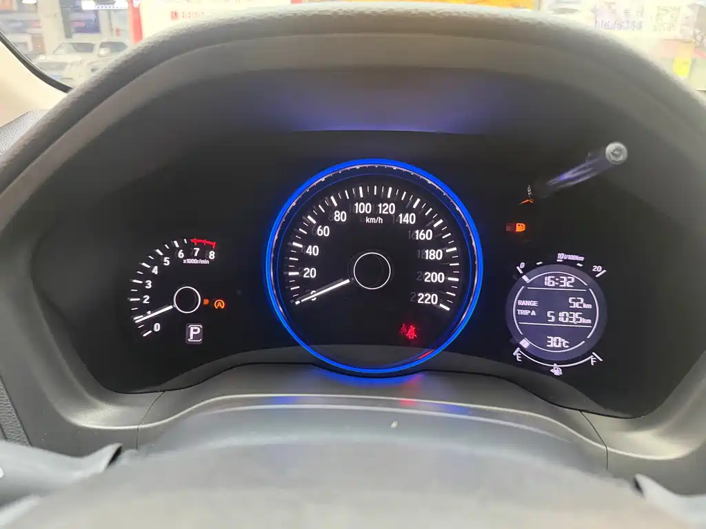 Honda Vezel 2022 — фото 13