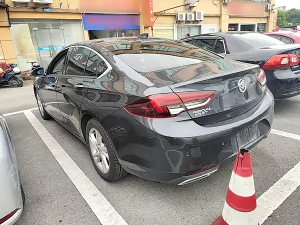 Buick Regal 2020