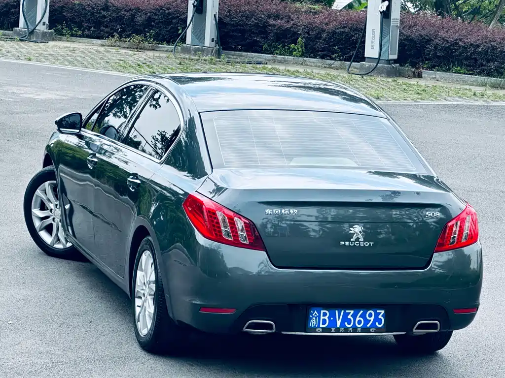 Peugeot 508 2011 — фото 3