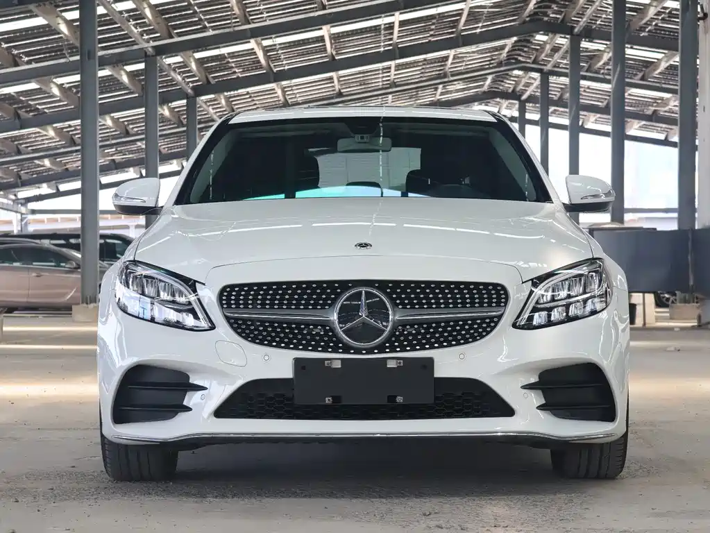 Mercedes-Benz C-Class 2020