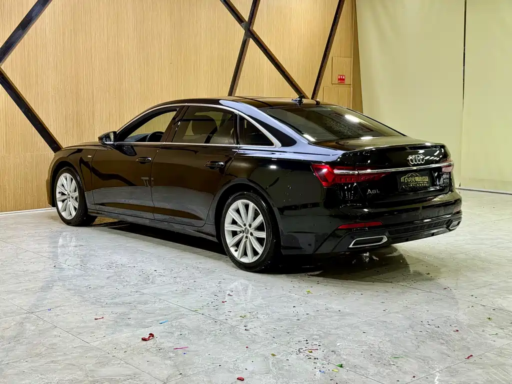 Audi A6L 2021 — фото 20