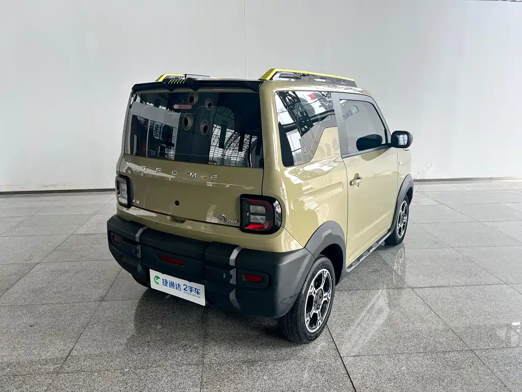 Geely Galaxy Panda 2023