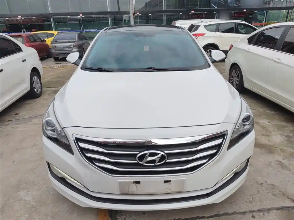 Hyundai Mistra 2015 — фото 3