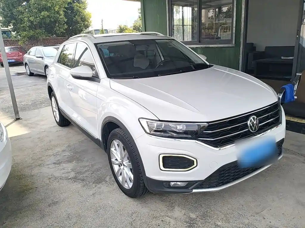 Volkswagen T-Roc 2023 — фото 4