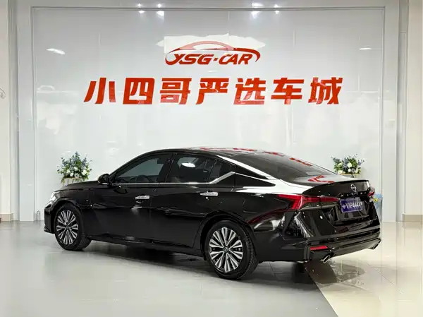 Nissan Teana 2023