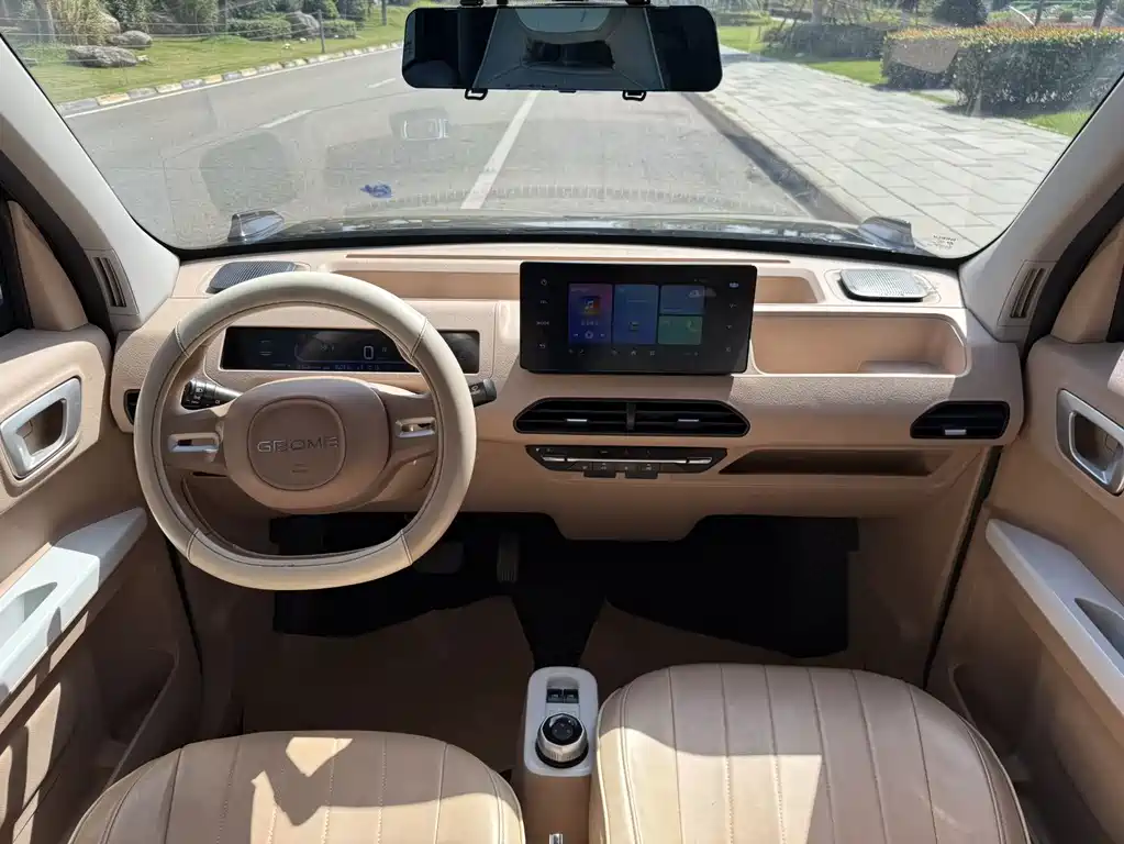 Geely Galaxy Panda 2024