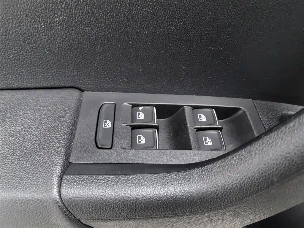 Skoda Octavia 2017 — фото 9