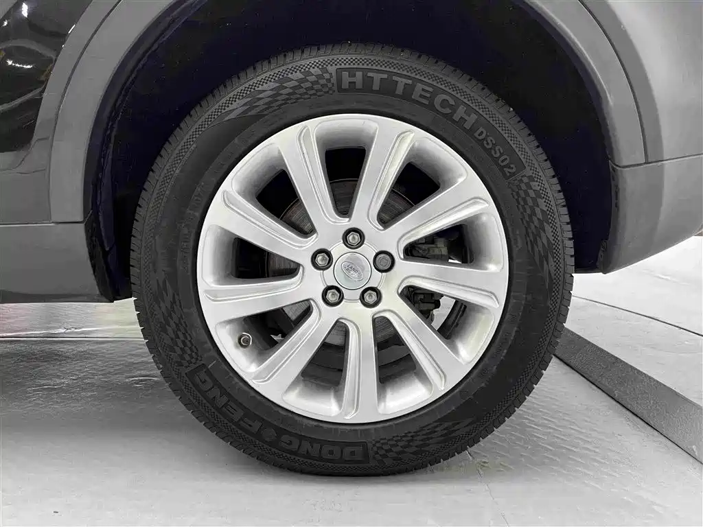 Land Rover Discovery Sport 2016 — фото 9