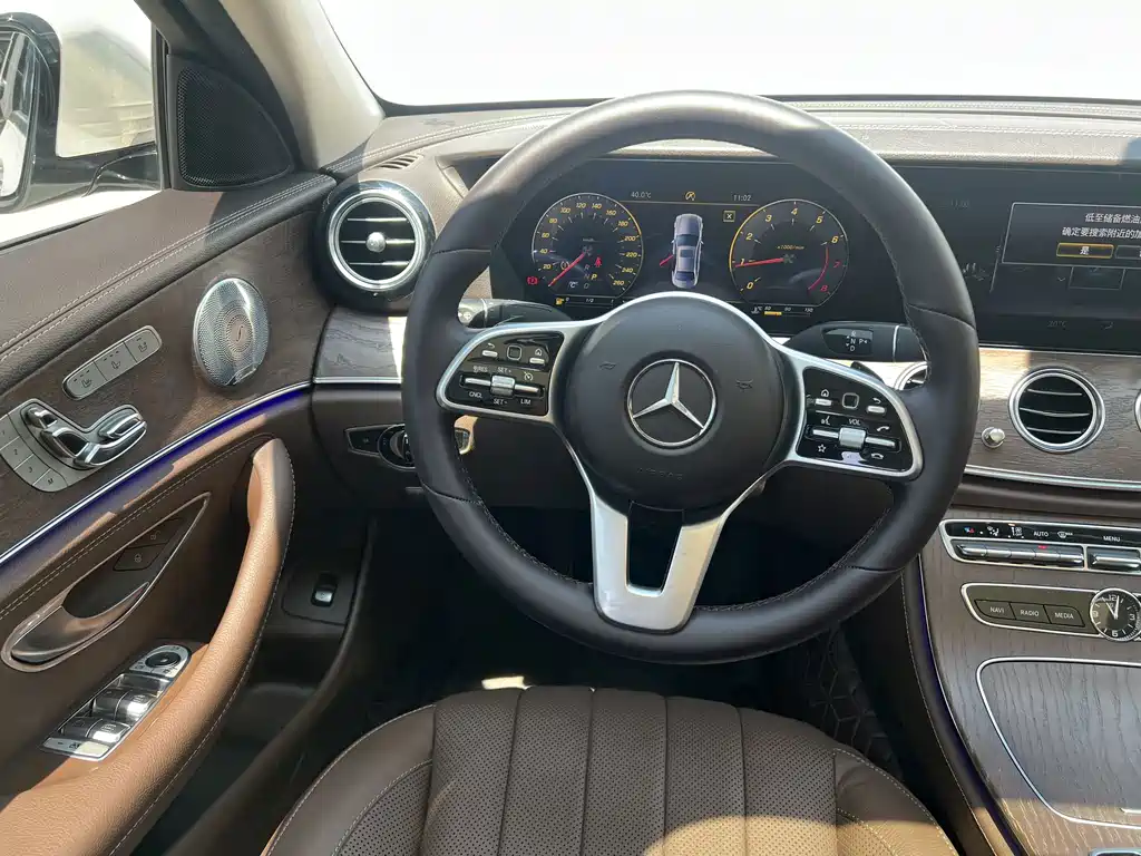 Mercedes-Benz E-Class 2020 — фото 4