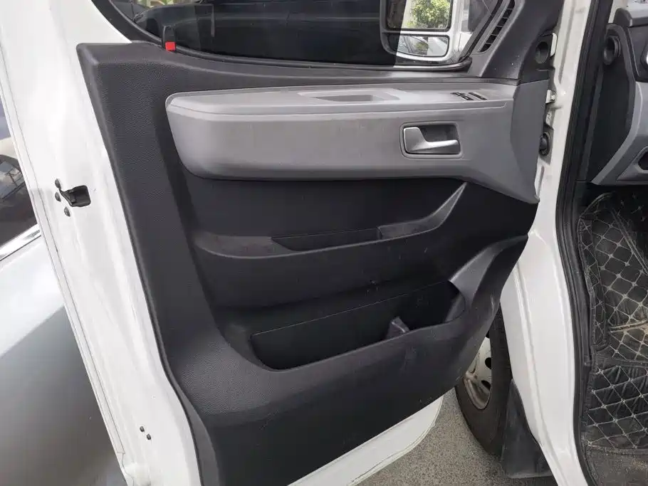 Maxus V80 2023