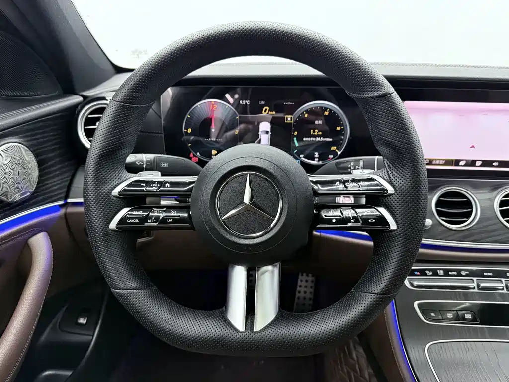 Mercedes-Benz E-Class 2022 — фото 5