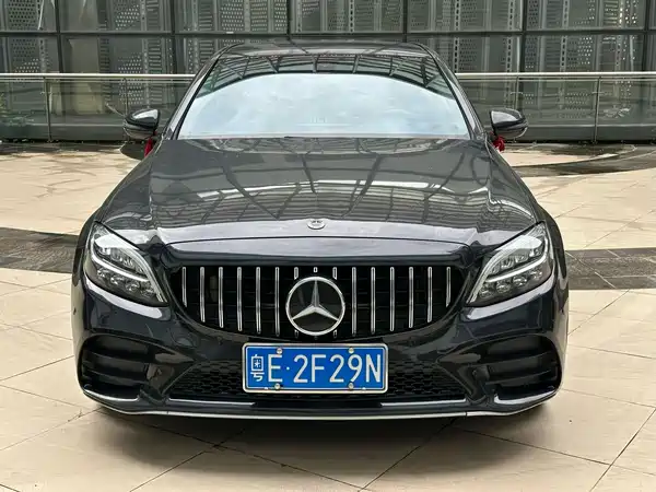 Mercedes-Benz C-Class 2021
