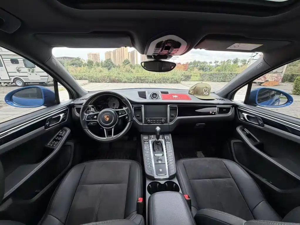 Porsche Macan 2017 — фото 3