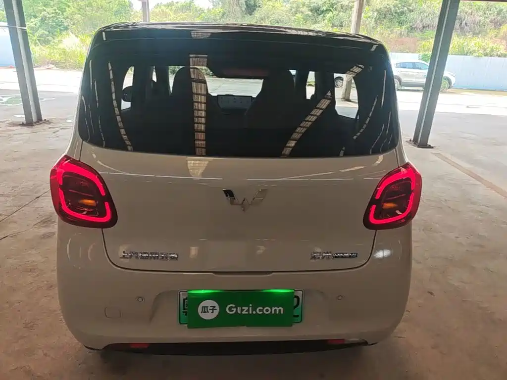 Wuling Hongguang MINIEV 2025