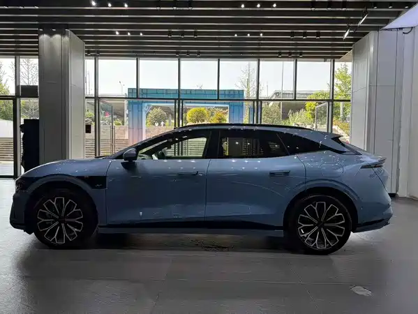 Zeekr 007GT 2025