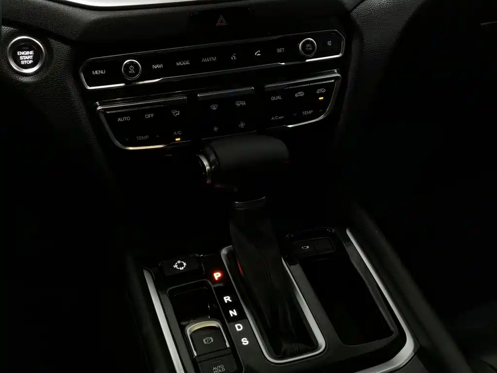 GAC Motor Trumpchi GS7 2018 — фото 13