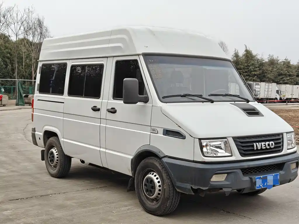 IVECO Daily 2020 — фото 3