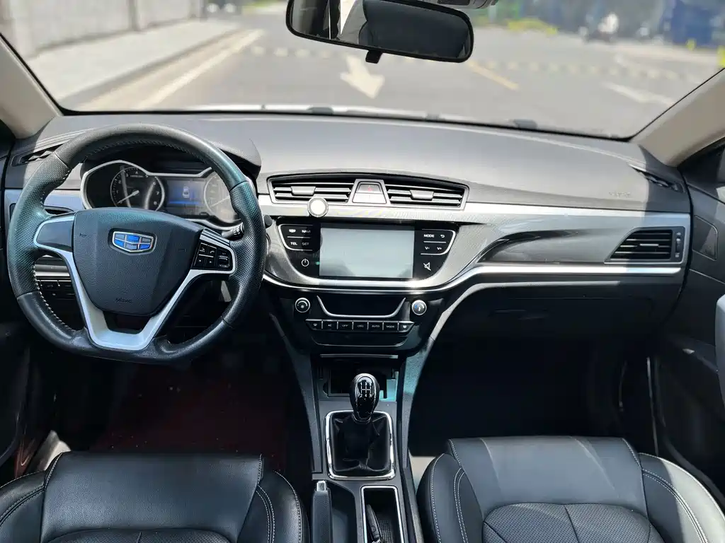 Geely Emgrand 2017