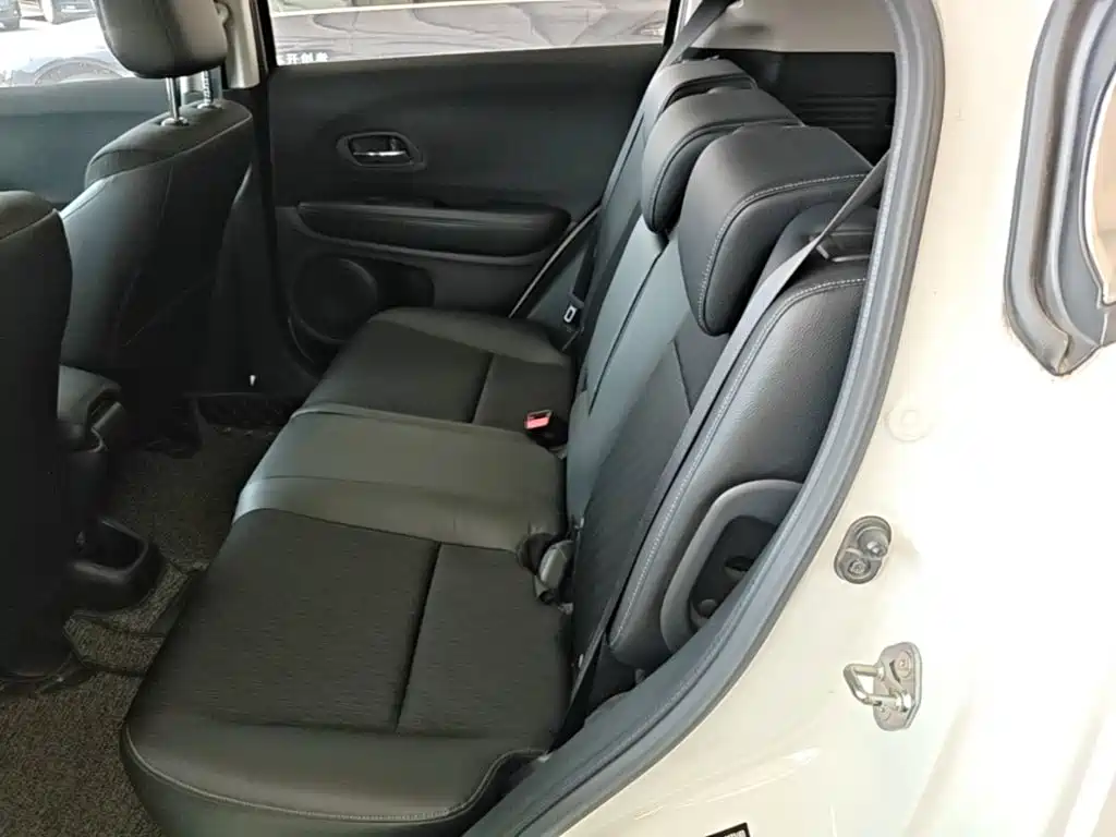 Honda Vezel 2020 — фото 17