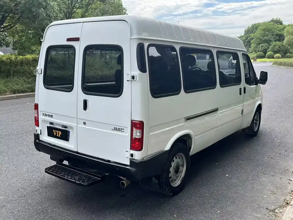 Ford Transit 2021