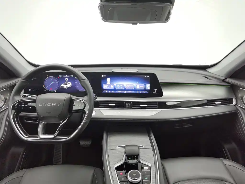 Chery Tiggo 8 PRO New Energy 2025 — фото 5